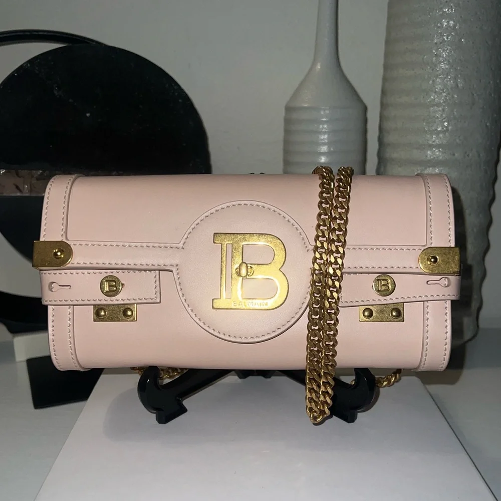 *SOLD* Balmain Envelope Bag w/ Detachable Chain - Picture 1 of 13
